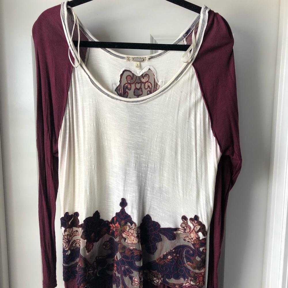 Buckle Gimmicks Top